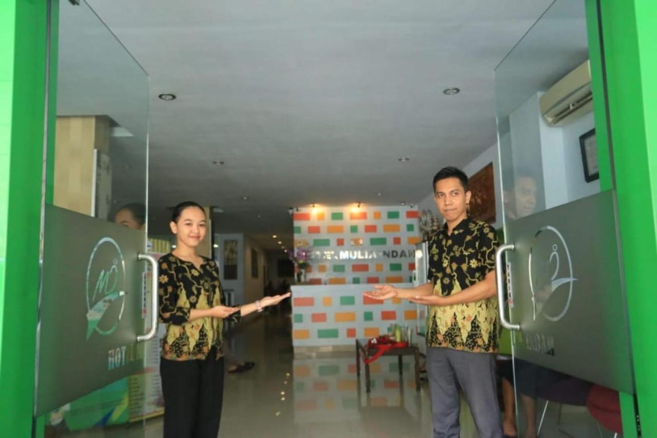 Urbanview Hotel Mulia Indah Palopo Exterior foto